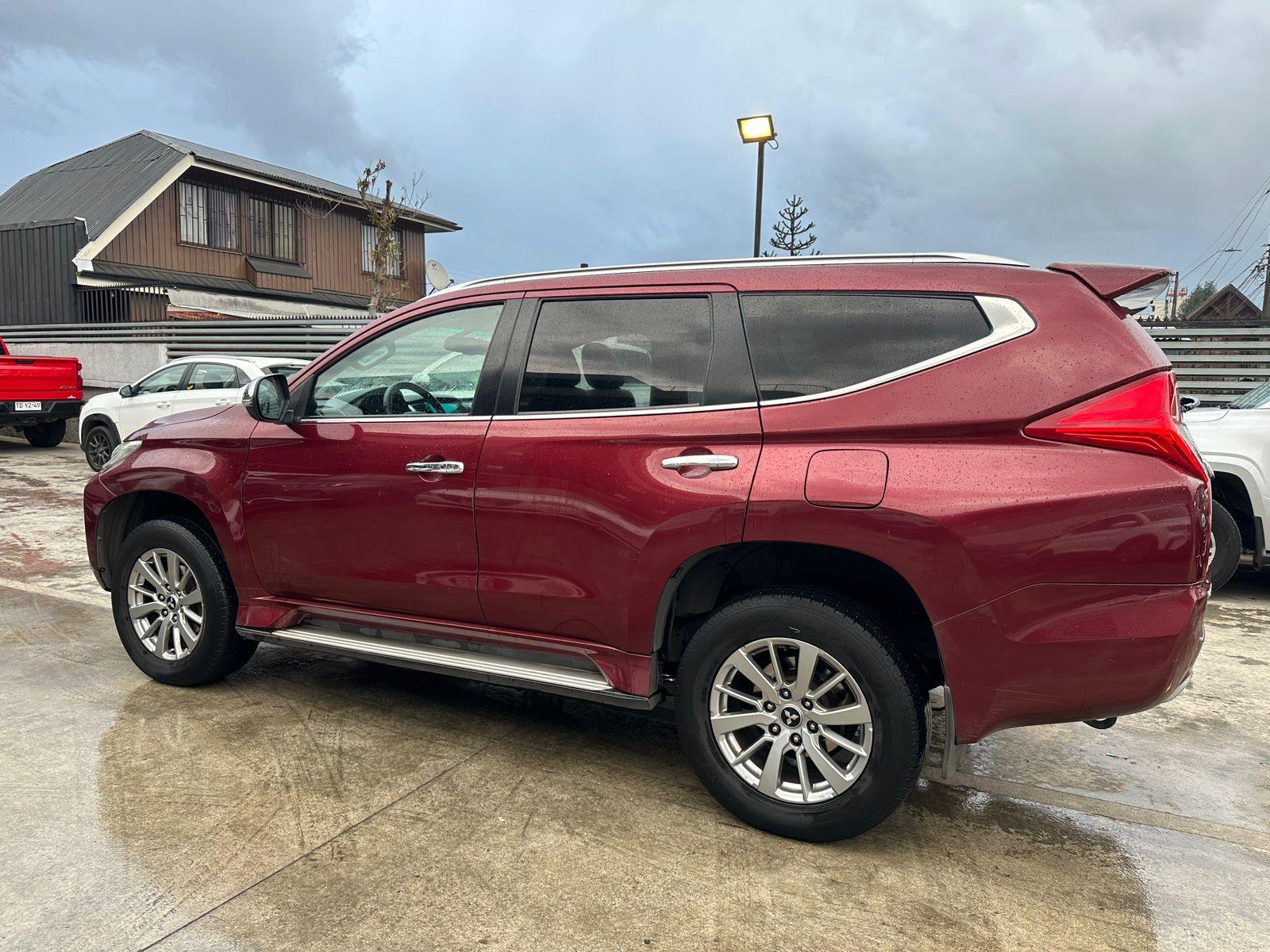 Mitsubishi MONTERO SPORT 2017 - Imagen 6 de 19