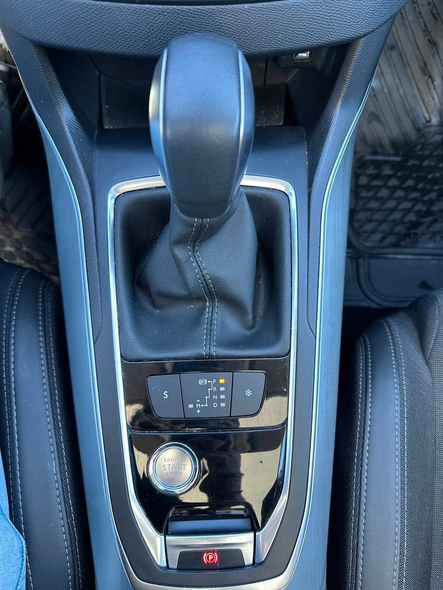 Peugeot 308 2021 - Imagen 16 de 19