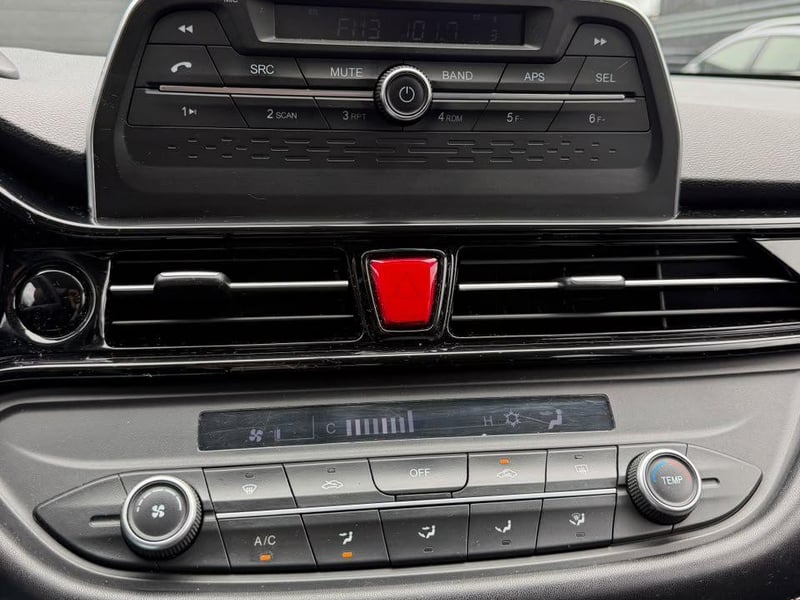 JAC JS4 2023 - Imagen 15 de 18