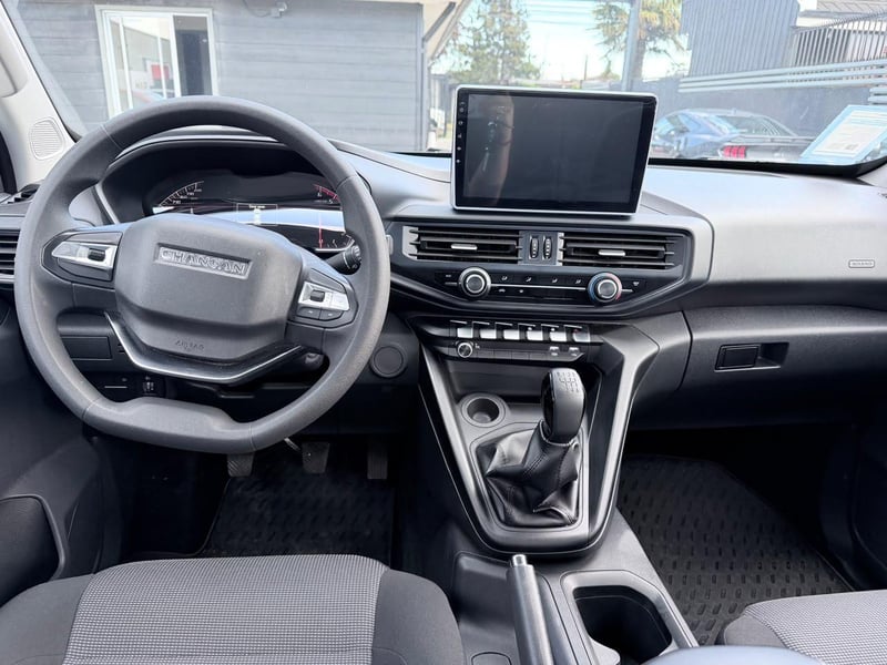 Changan HUNTER 2025 - Imagen 8 de 19