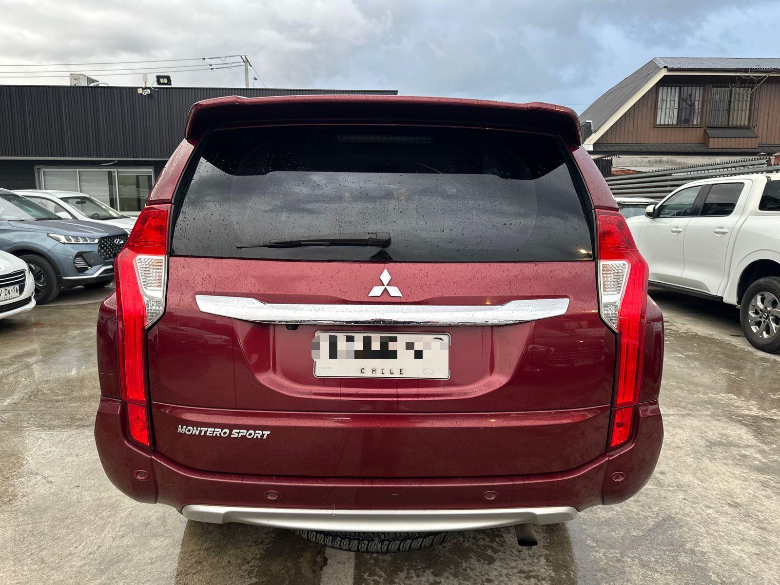 Mitsubishi MONTERO SPORT 2017 - Foto 5 de 19