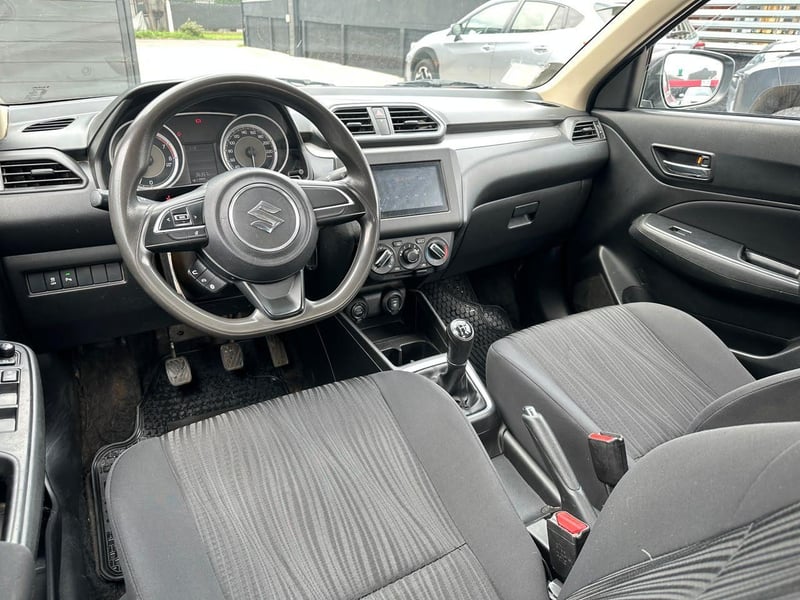 Suzuki DZIRE 2022 - Imagen 10 de 17