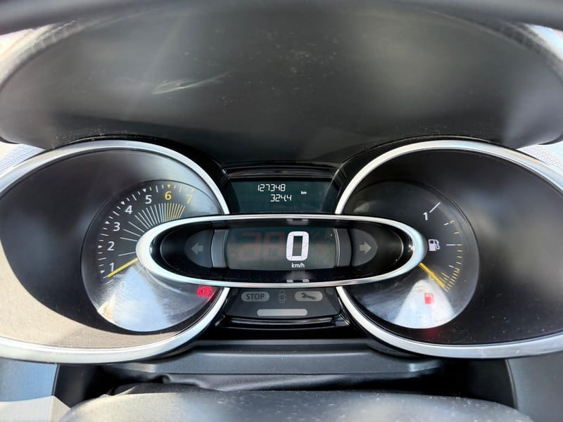 Renault CLIO 2016 - Imagen 13 de 19