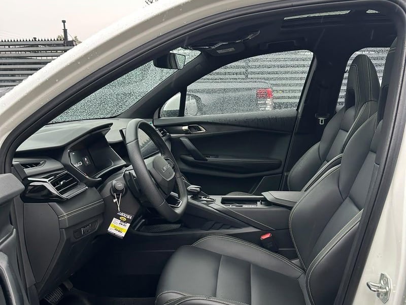 Lynk & Co 06 2025 - Imagen 7 de 19