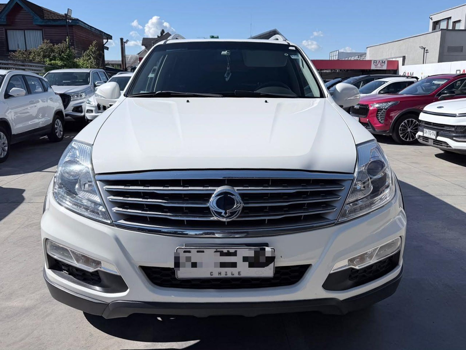 SsangYong REXTON 2017 - Foto 2 de 19