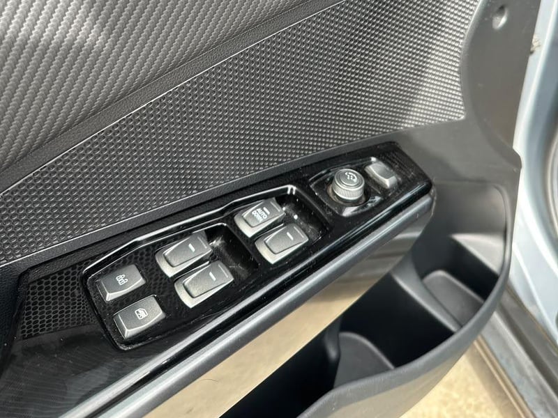 SsangYong TIVOLI 2024 - Imagen 10 de 19