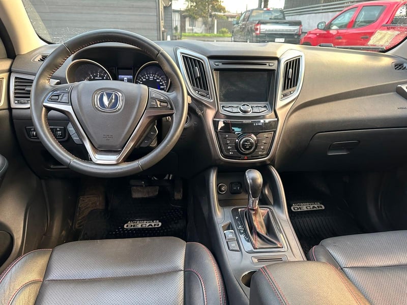 Changan CS75 2018 - Imagen 8 de 19