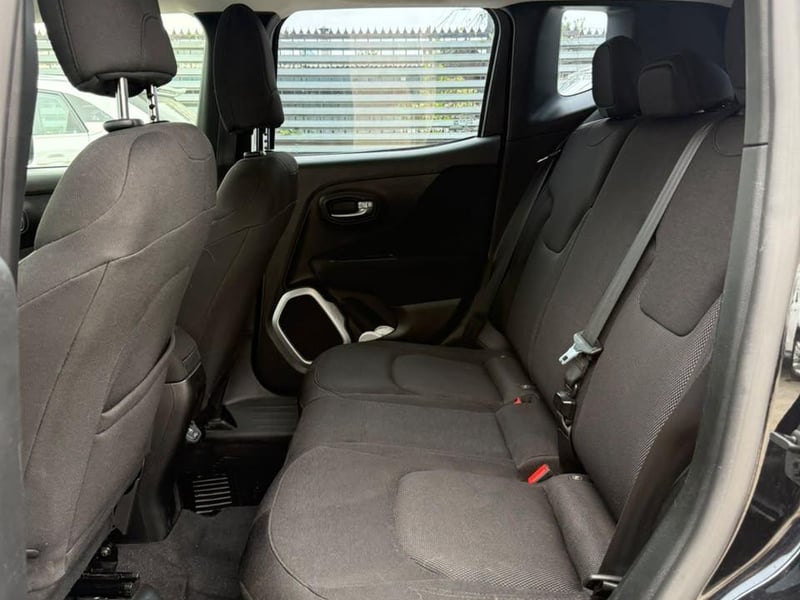 Jeep RENEGADE 2020 - Imagen 9 de 17