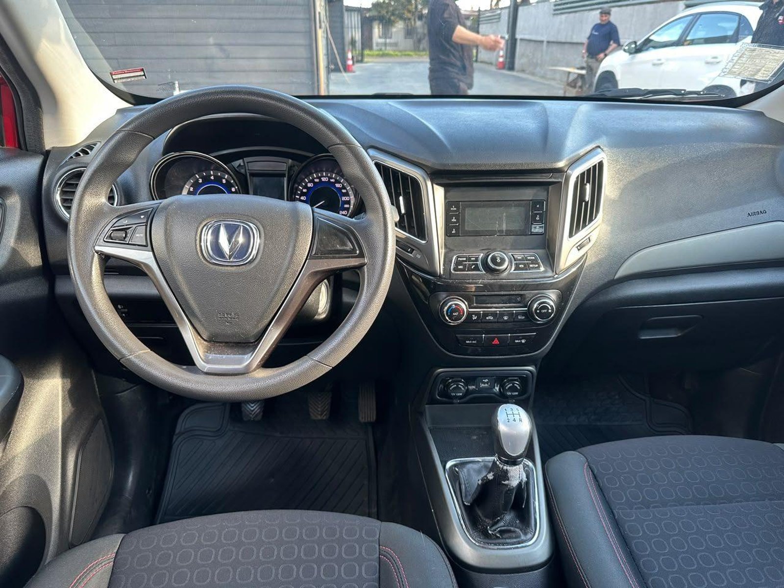 Changan CS15 2020 - Imagen 8 de 19