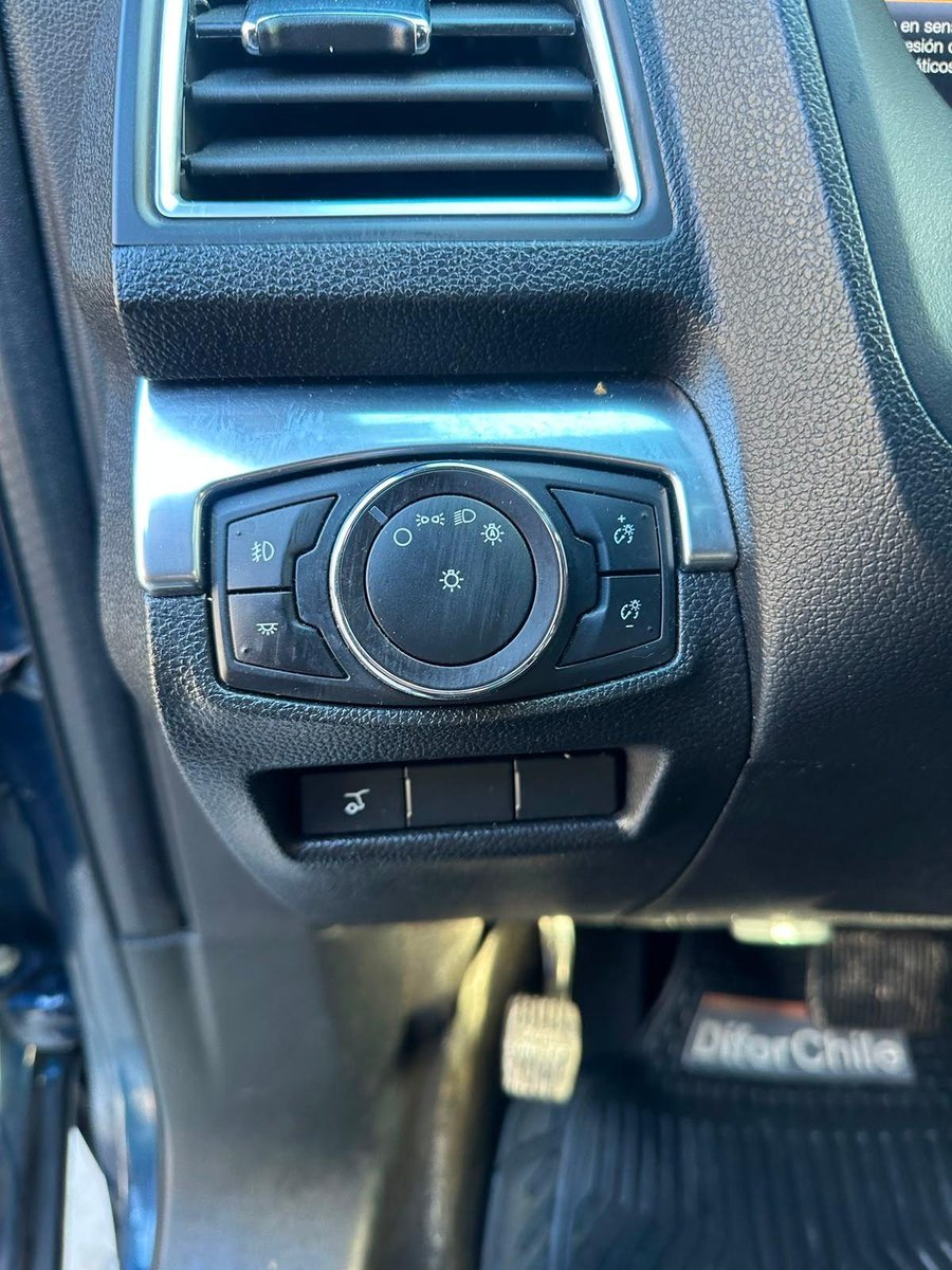 Ford EXPLORER 2018 - Imagen 11 de 19