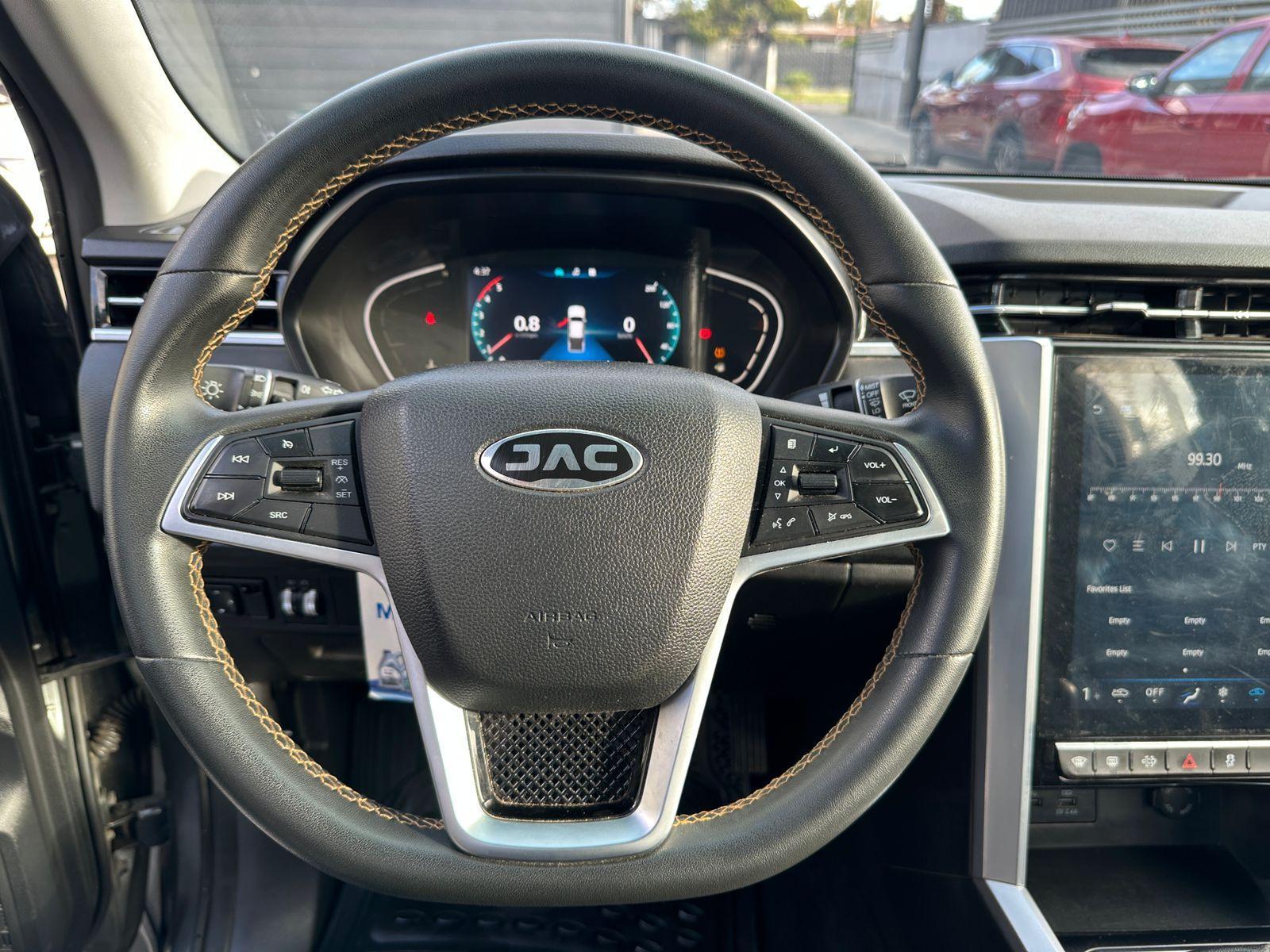 JAC T8 PLUS 2022 - Imagen 12 de 19
