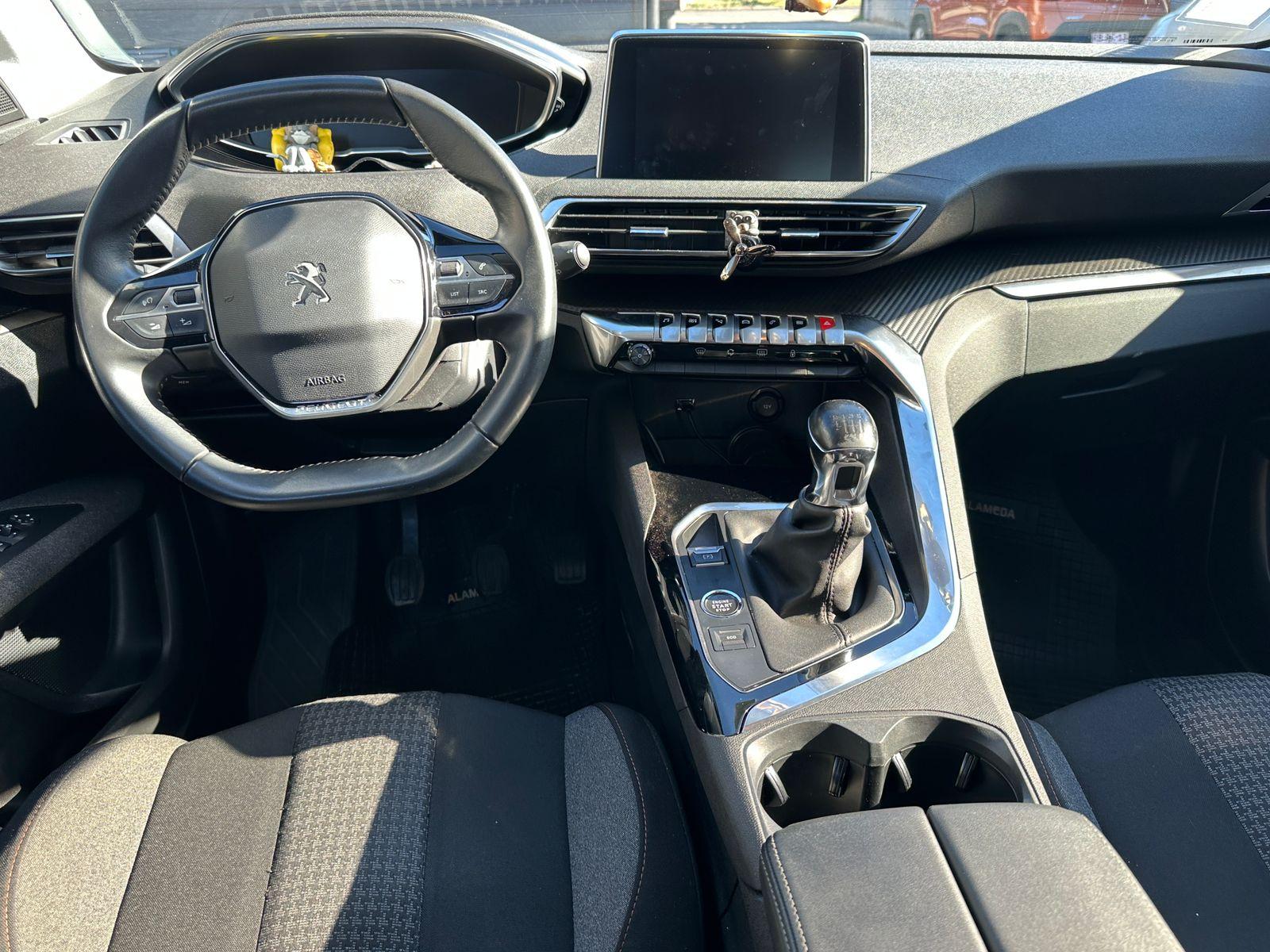Peugeot 3008 2022 - Imagen 8 de 19