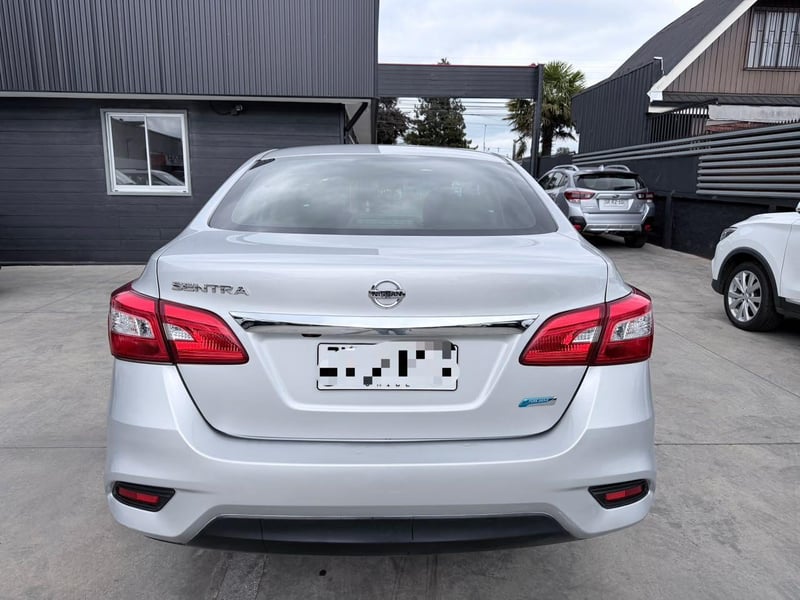 Nissan SENTRA 2017 - Imagen 5 de 19