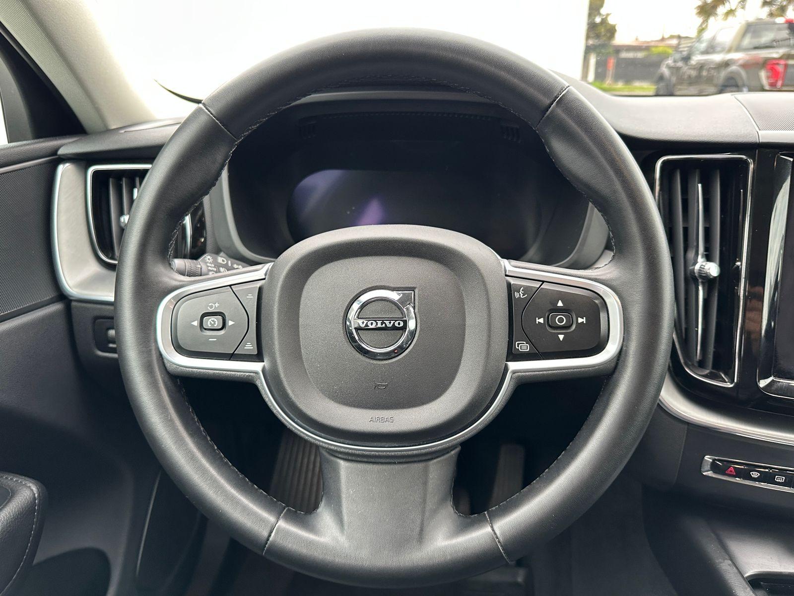 Volvo XC60 2022 - Imagen 12 de 20
