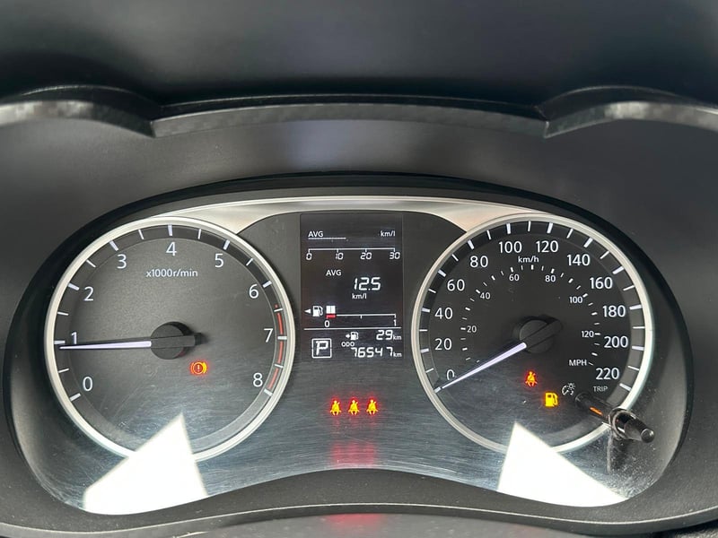Nissan VERSA 2022 - Imagen 13 de 19