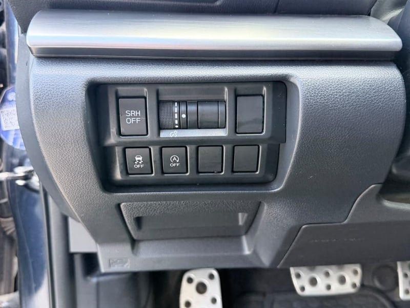 Subaru NEW XV AWD 2.0 2018 - Imagen 11 de 19