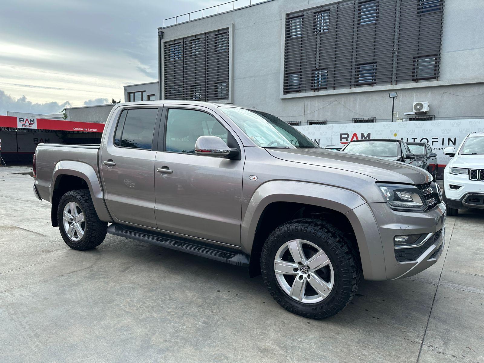 Volkswagen Amarok 2023 - Foto 3 de 18