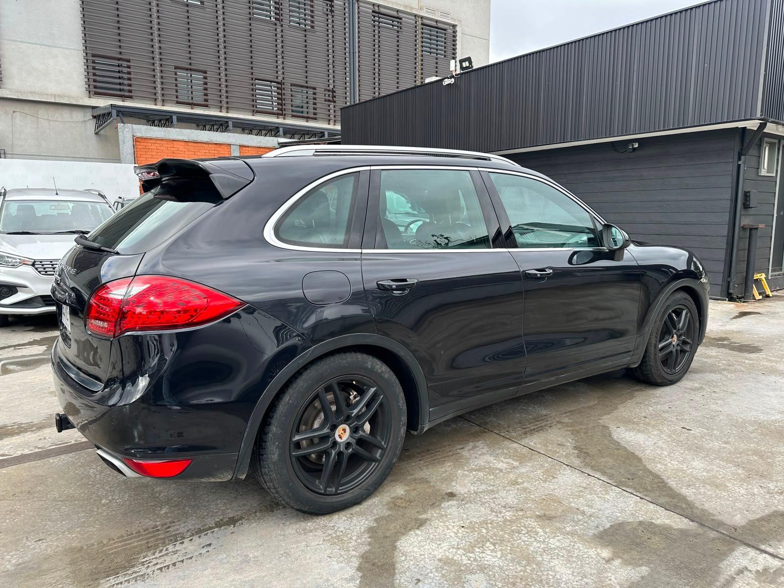 Porsche CAYENNE 2014 - Foto 4 de 19