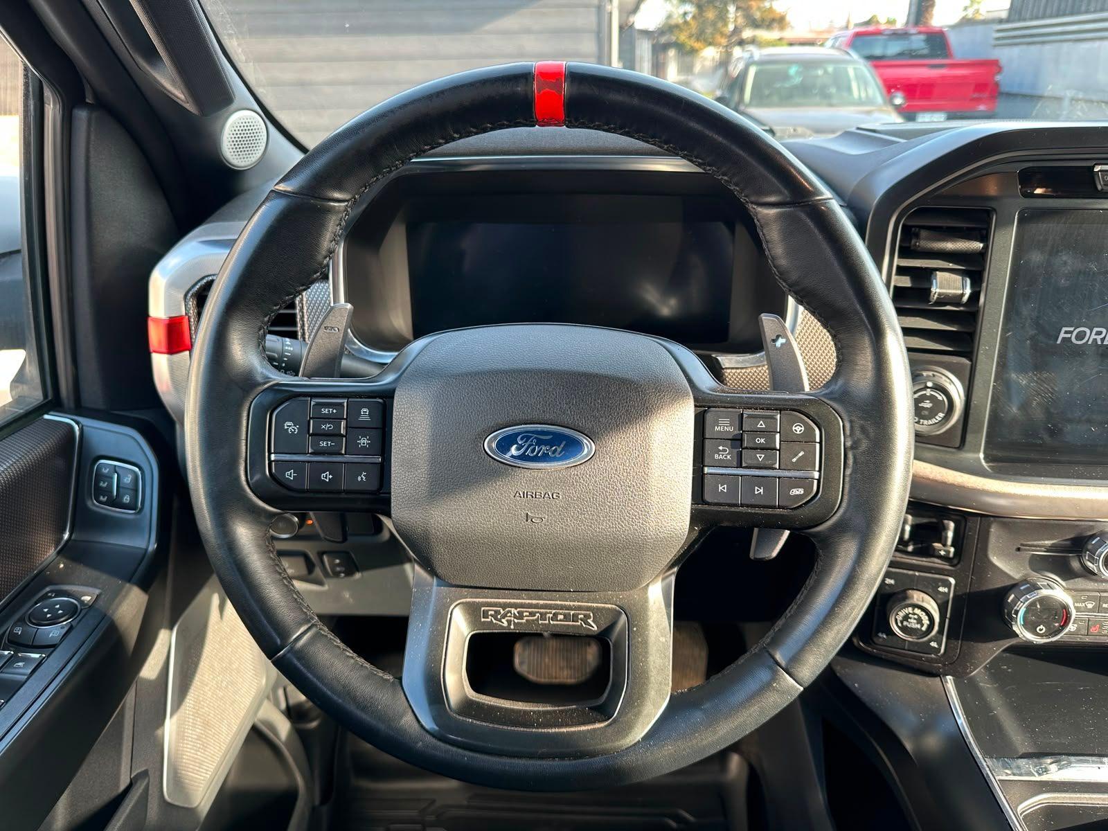 Ford F-150 2022 - Imagen 12 de 19