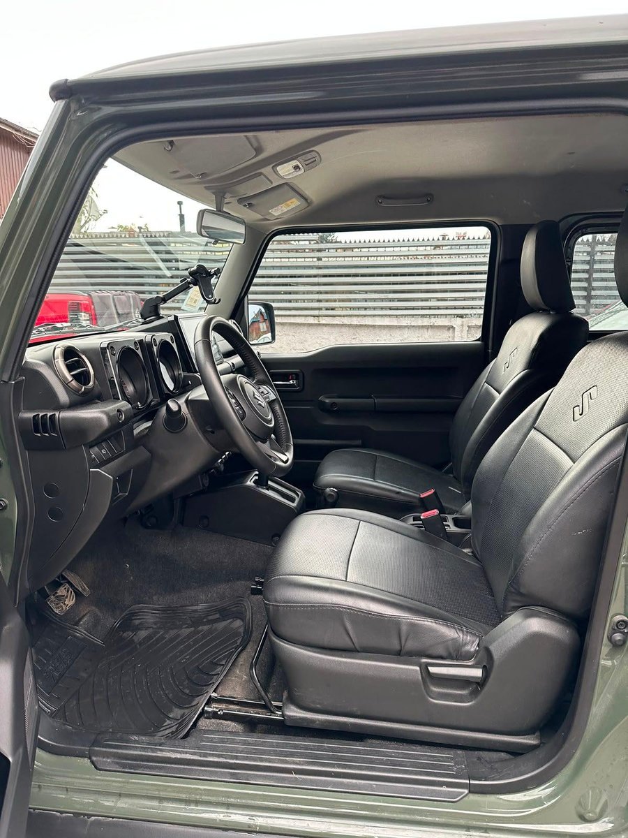 Suzuki JIMNY 2024 - Imagen 7 de 18