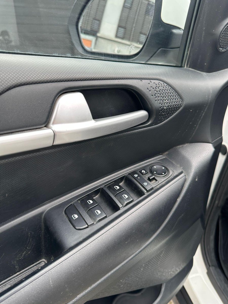 Kia SONET 2025 - Imagen 10 de 18