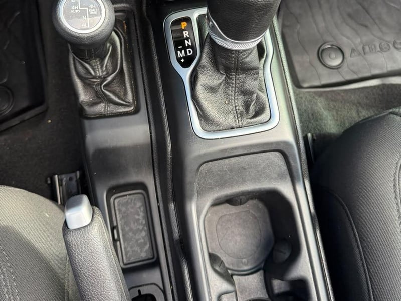 Jeep WRANGLER 2020 - Imagen 11 de 16