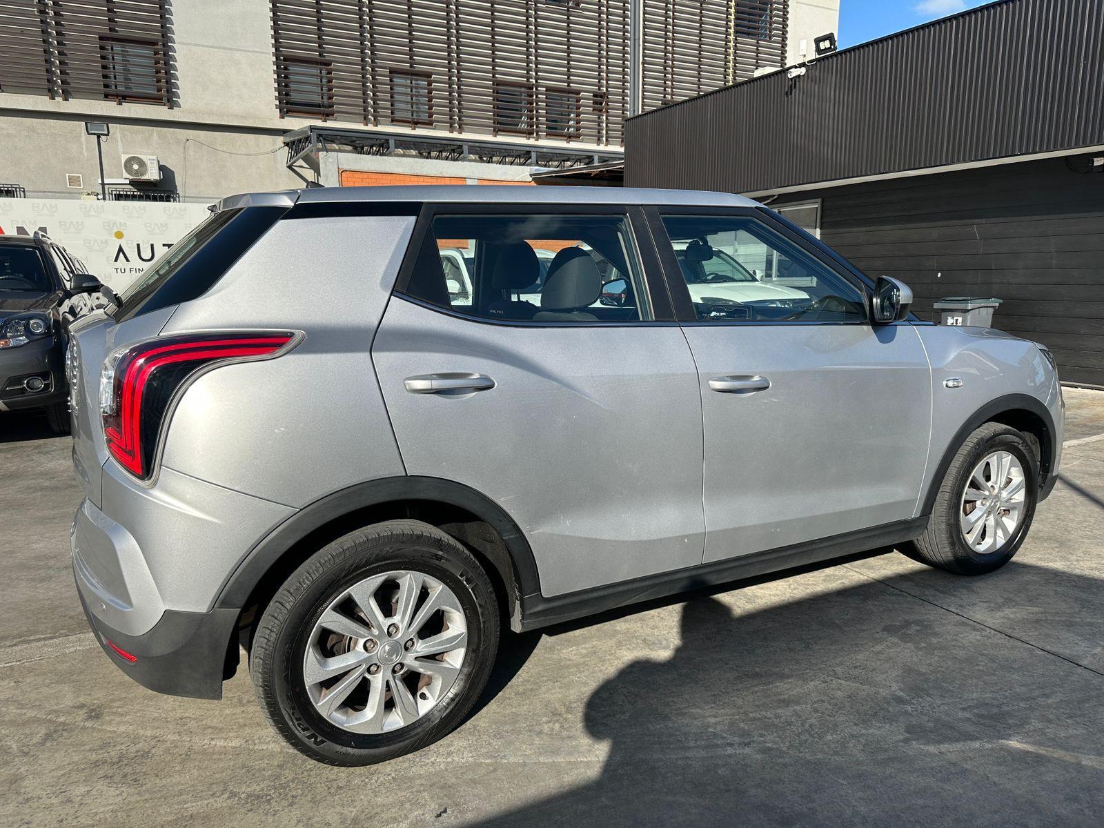 SsangYong Tivoli 2021 - Foto 4 de 19
