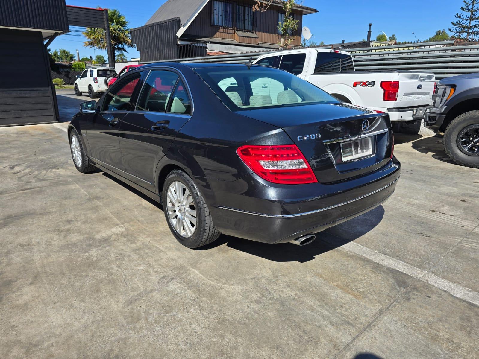 Mercedes-Benz C200 2012 - Imagen 6 de 17