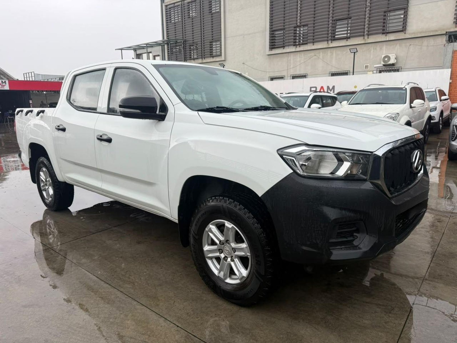 Maxus T60 2022 - Foto 3 de 16