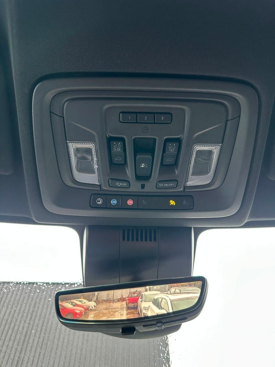 Chevrolet SILVERADO 2024 - Imagen 14 de 20