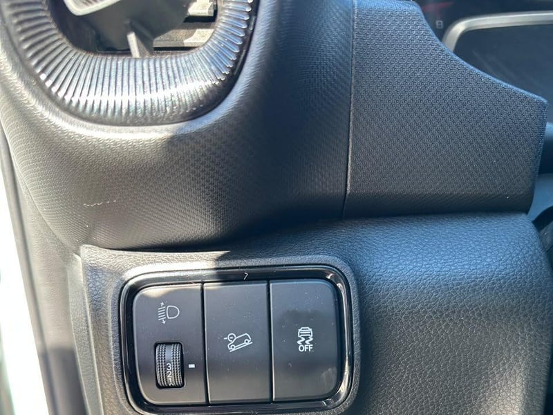 Kia SONET 2025 - Imagen 11 de 19