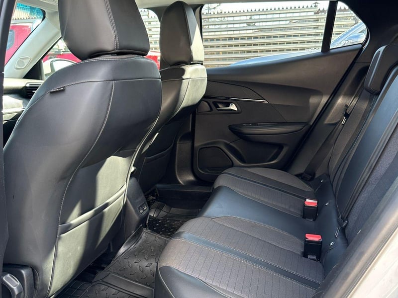 Peugeot 2008 2022 - Imagen 9 de 19