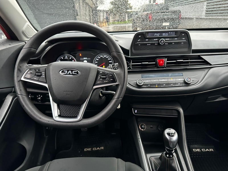 JAC JS4 2023 - Imagen 8 de 19