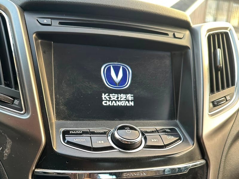 Changan CS75 2018 - Imagen 15 de 19