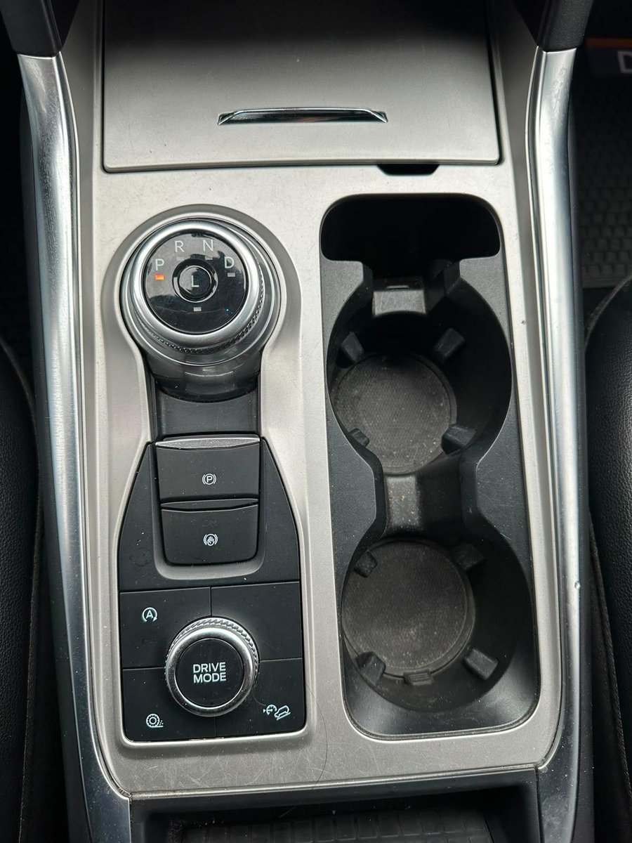 Ford EXPLORER 2025 - Imagen 16 de 19