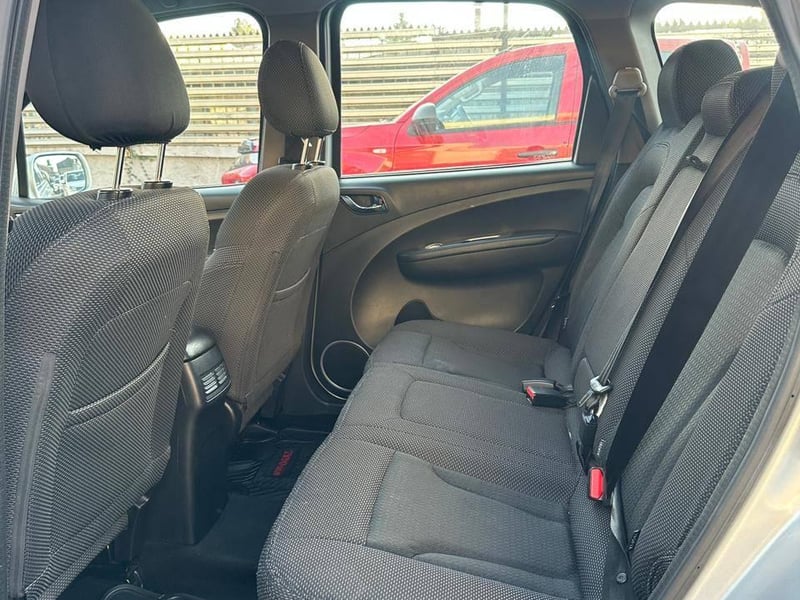 Dongfeng Joyear X3 2023 - Imagen 9 de 19