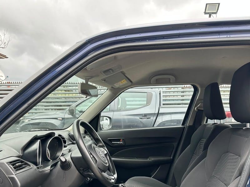 Suzuki SWIFT 2021 - Imagen 7 de 18