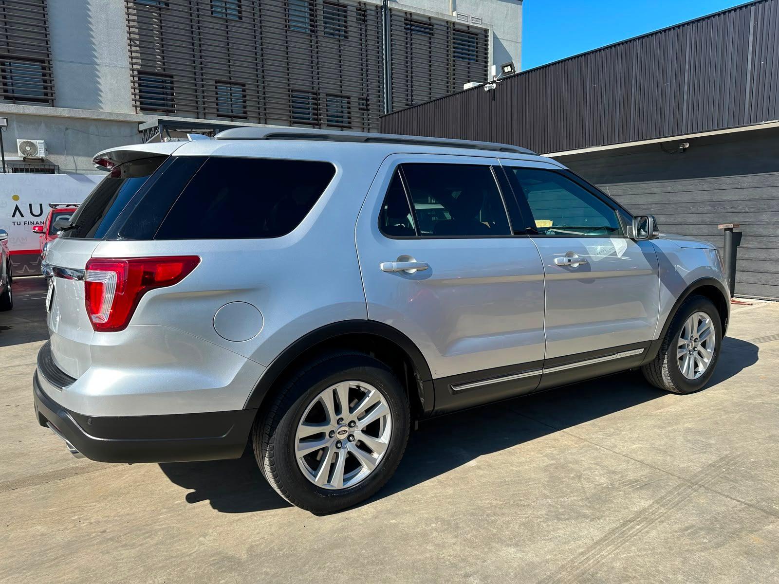 Ford EXPLORER 2018 - Imagen 4 de 19