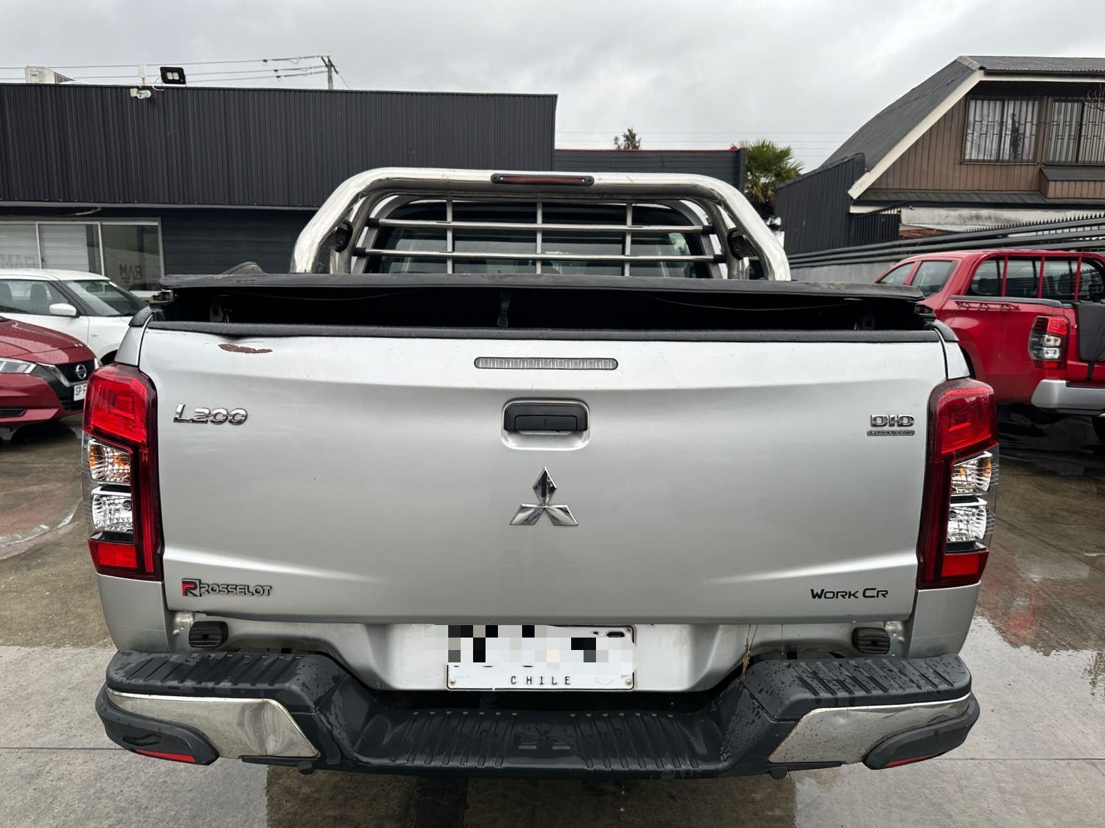 Mitsubishi L200 2021 - Foto 5 de 19