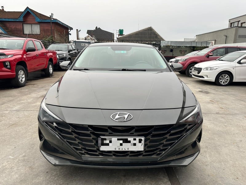 Hyundai ELANTRA 2022 - Imagen 12 de 19