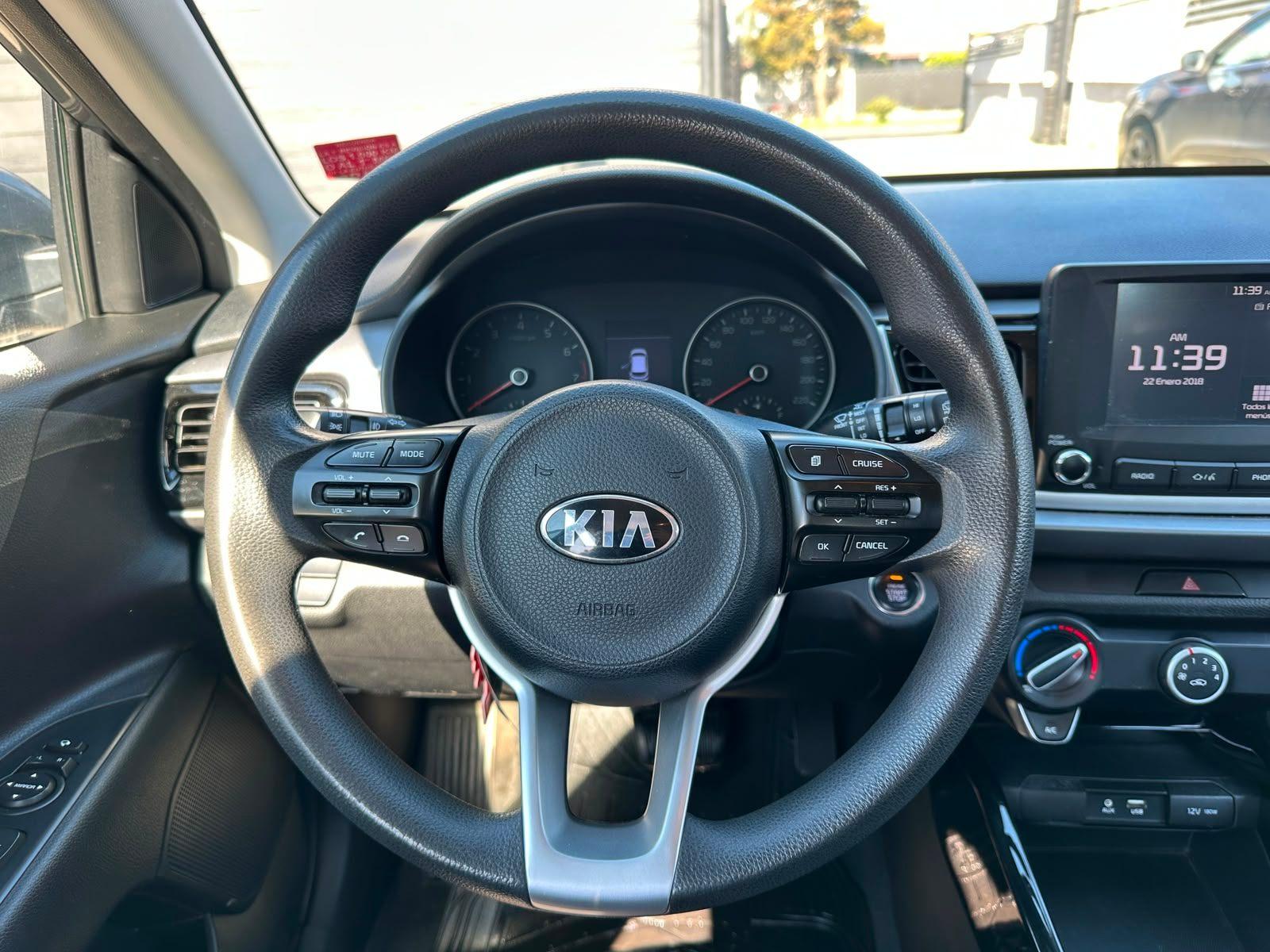 Kia RIO 5 2019 - Imagen 12 de 19