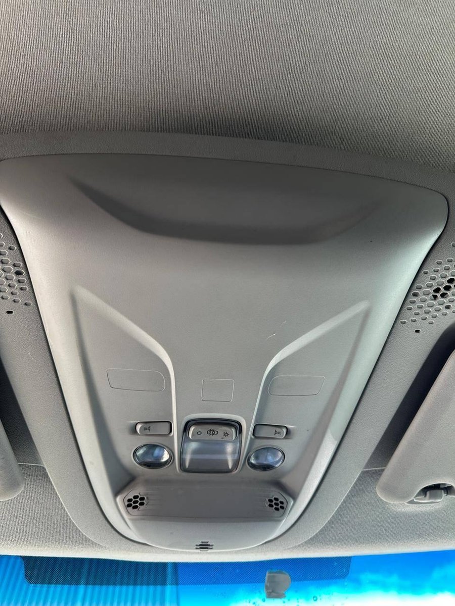 Peugeot PARTNER 2023 - Imagen 13 de 19