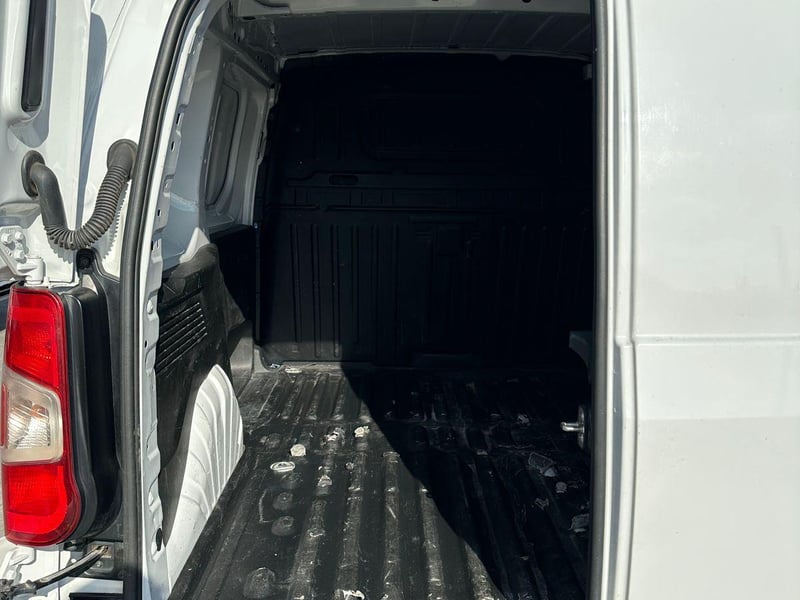 Citroën BERLINGO 2023 - Imagen 18 de 20