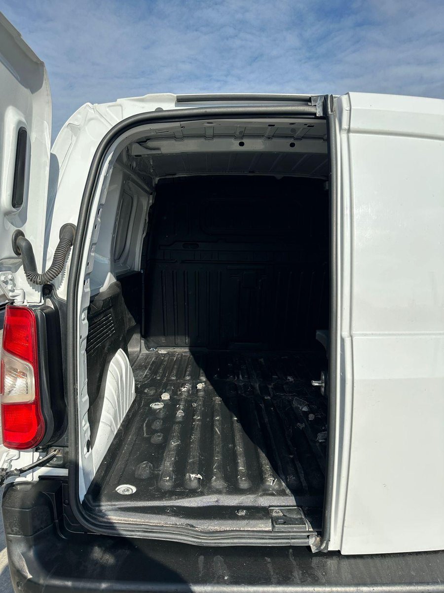 Citroën BERLINGO 2023 - Imagen 18 de 20
