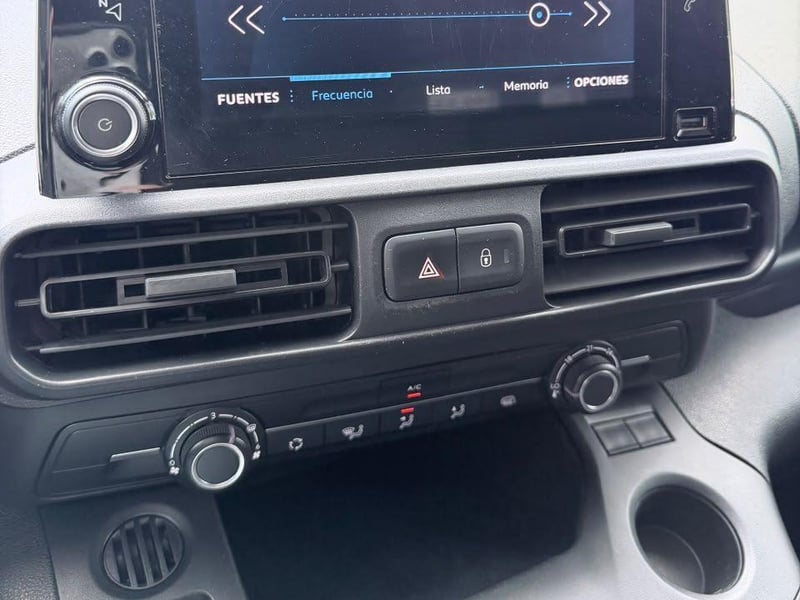 Peugeot PARTNER 2024 - Imagen 16 de 20