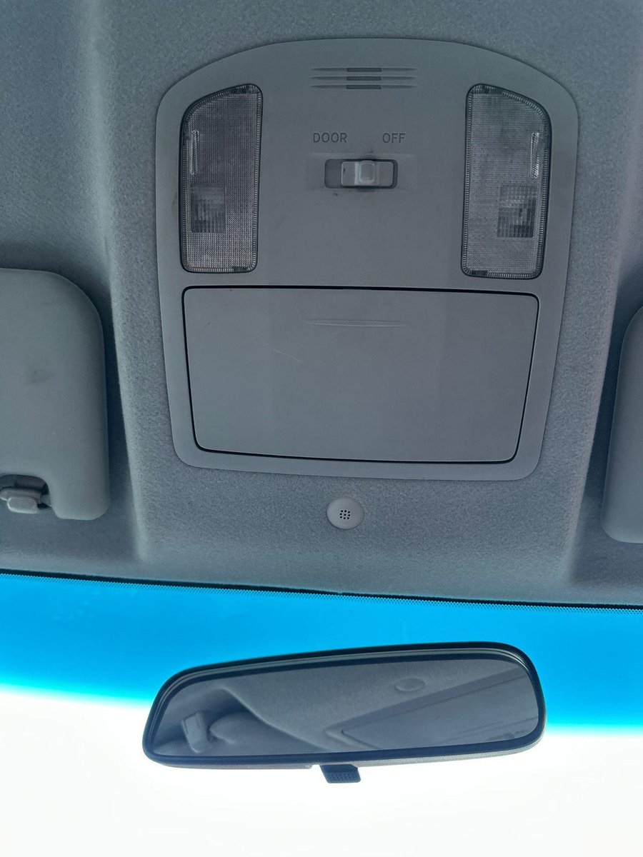 Toyota HILUX 2023 - Imagen 14 de 19