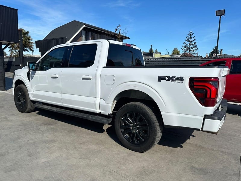 Ford F-150 2025 - Imagen 6 de 19