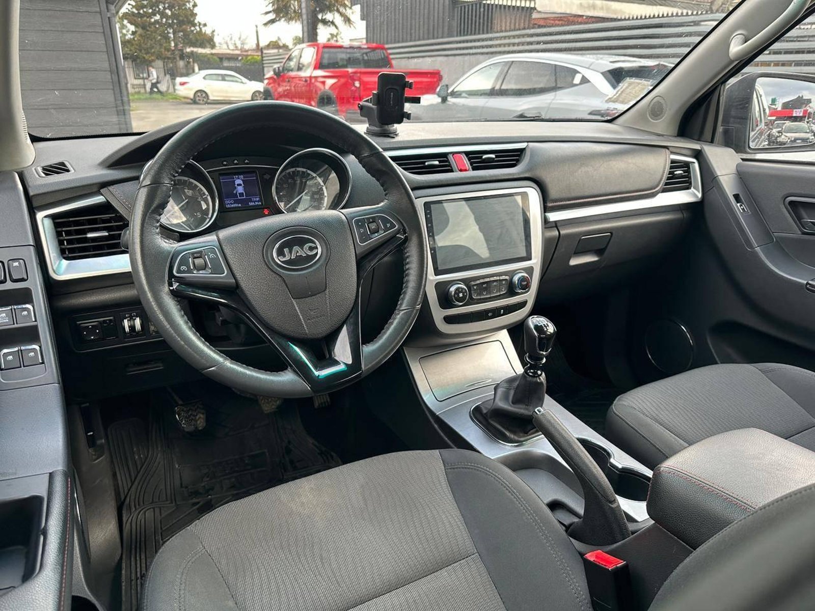 JAC T8 2.0 D/C 2022 - Imagen 17 de 19