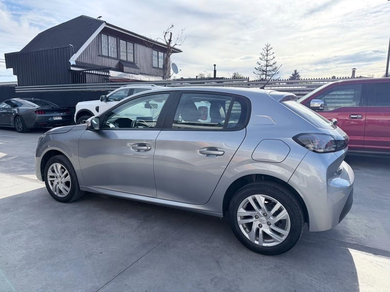 Peugeot 208 2023 - Imagen 6 de 19