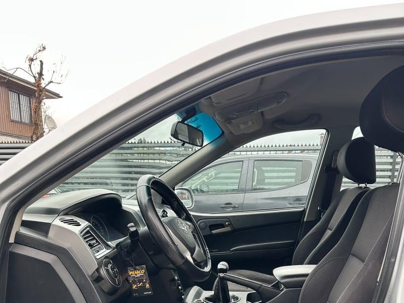 SsangYong ACTYON SPORT 2018 - Imagen 7 de 18